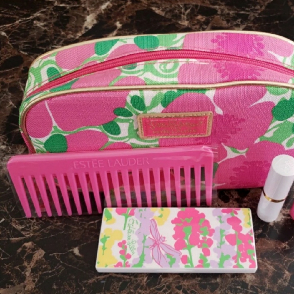 Estee Lauder Makeup and Bag